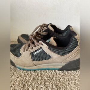 Men’s size 10 Patagonia shoes